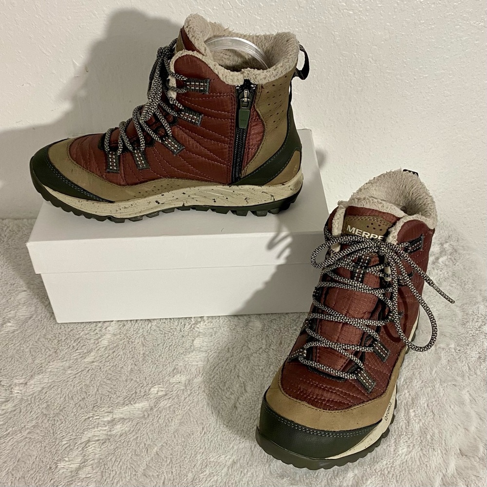 Merrell Women’s Brown Hiking Boot - Insulated Winter Trail Shoe
